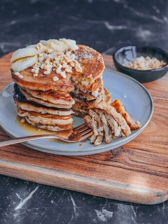 Bananen Pancakes, vegan und glutenfrei ohne Zucker für das perfekte amerikanische Frühstück